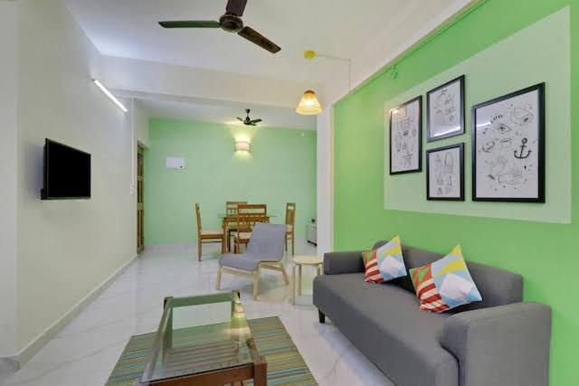 Luxury 2Bhk Apartment Near Calangute Baga Beach With Pool Luaran gambar