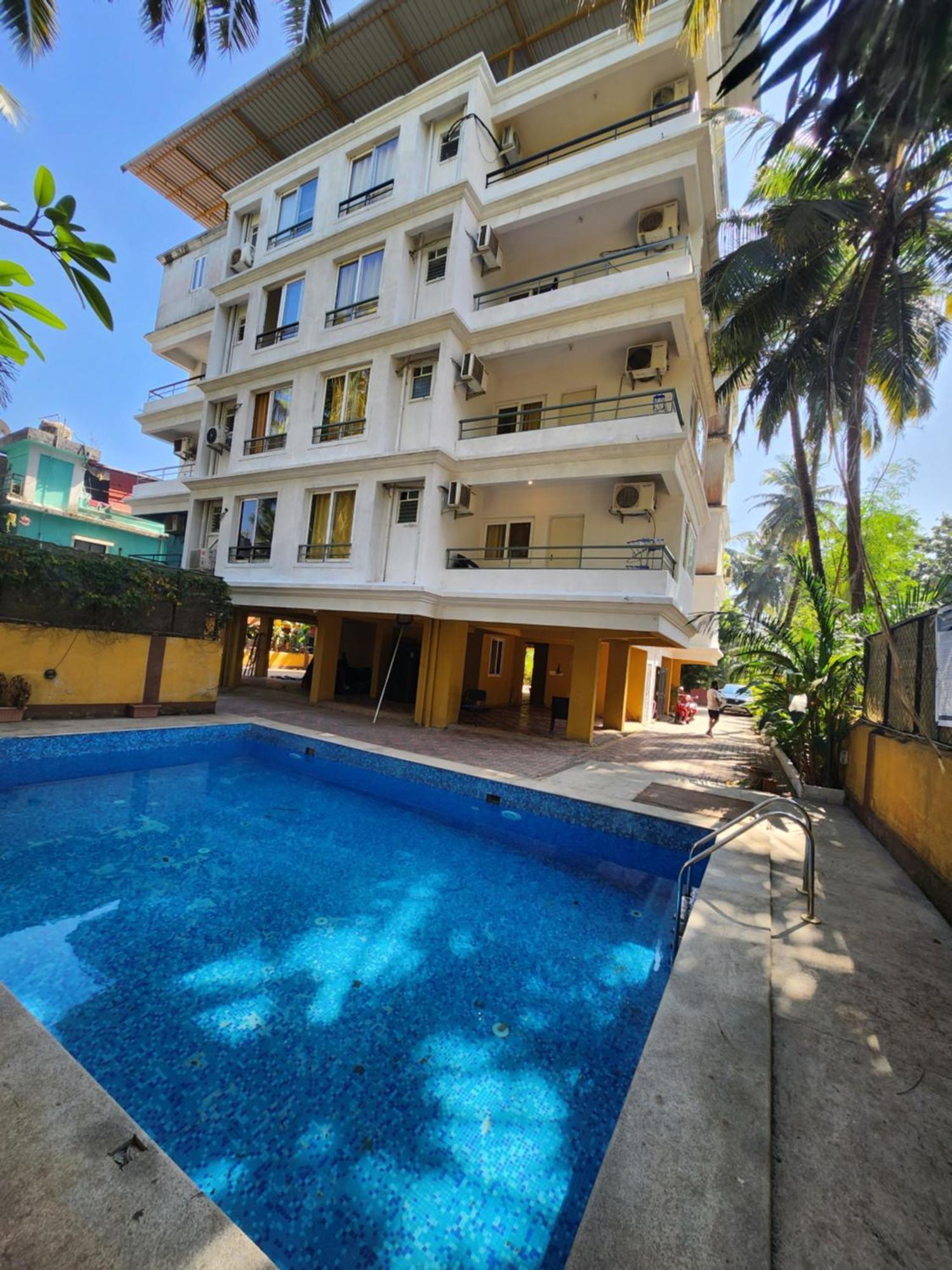 Luxury 2Bhk Apartment Near Calangute Baga Beach With Pool Luaran gambar