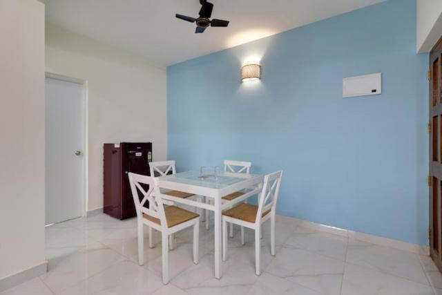 Luxury 2Bhk Apartment Near Calangute Baga Beach With Pool Luaran gambar