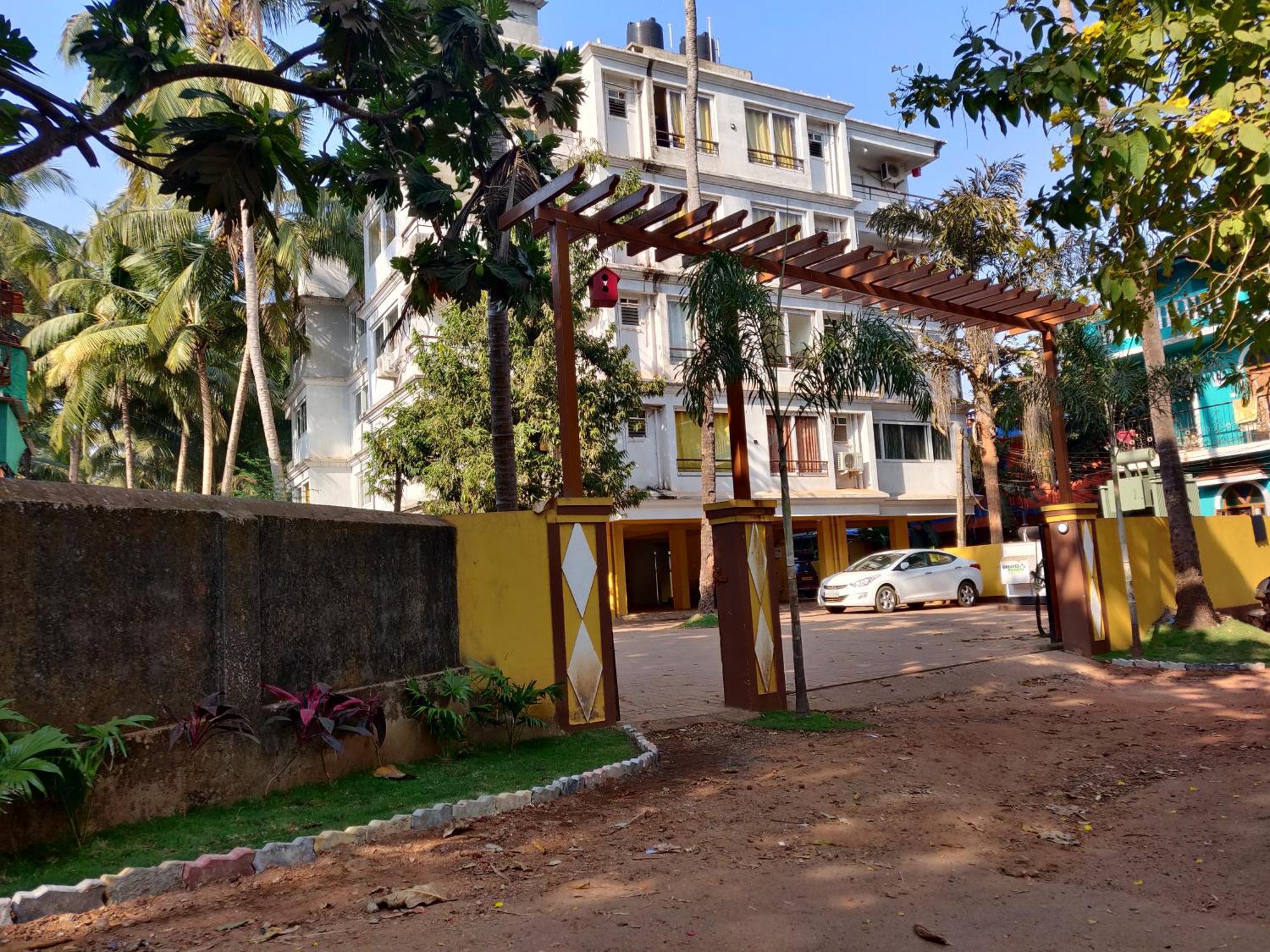Luxury 2Bhk Apartment Near Calangute Baga Beach With Pool Luaran gambar