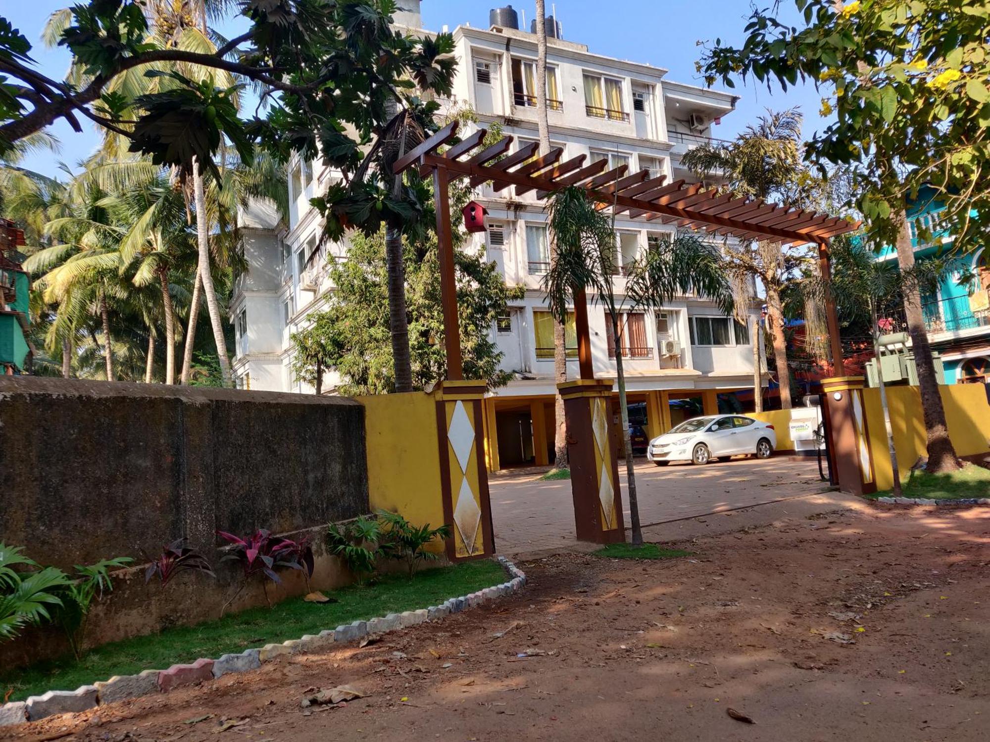 Luxury 2Bhk Apartment Near Calangute Baga Beach With Pool Luaran gambar